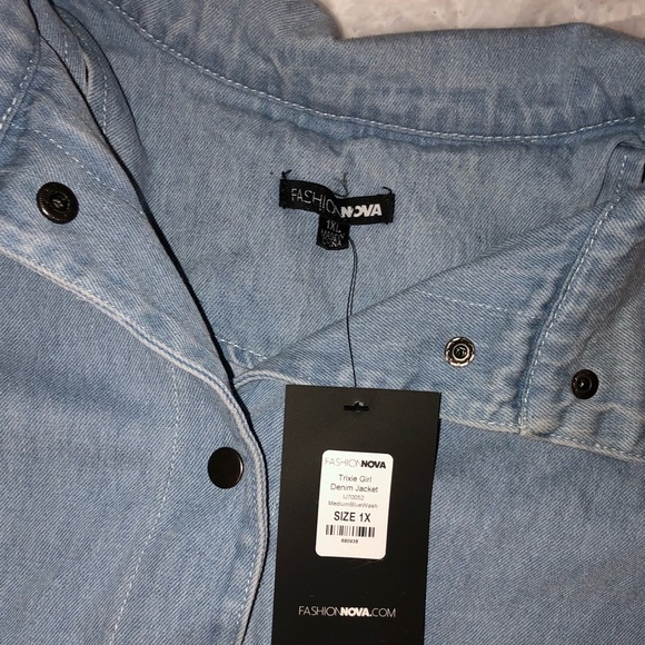 Oversized Blue Denim Jacket New With Tags ❄️🎁 - Picture 3 of 5